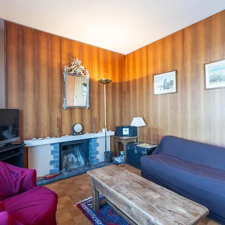 Lecomte アパート *