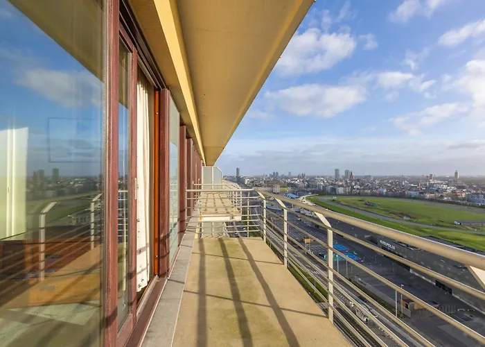 アパート Lecomte *